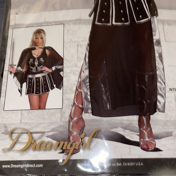 Adult Halloween Costume Glorious Gladiator 3 piece set - Picture 7 of 10